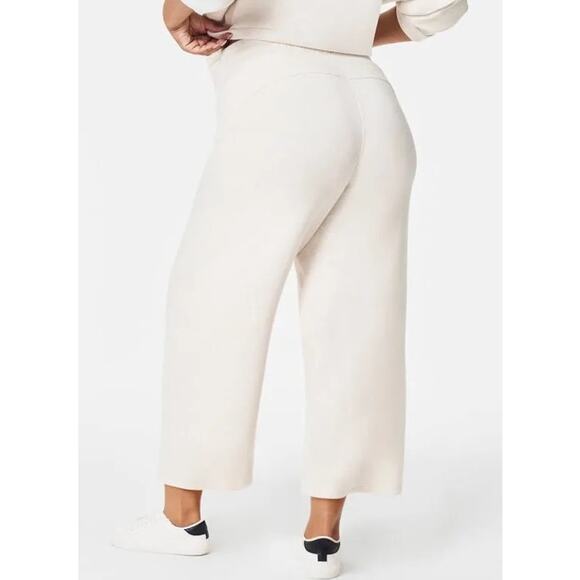 Spanx Air Essentials Oatmeal Heather Cream Cropped Wide Leg Pants Size XS - Picture 2 of 5